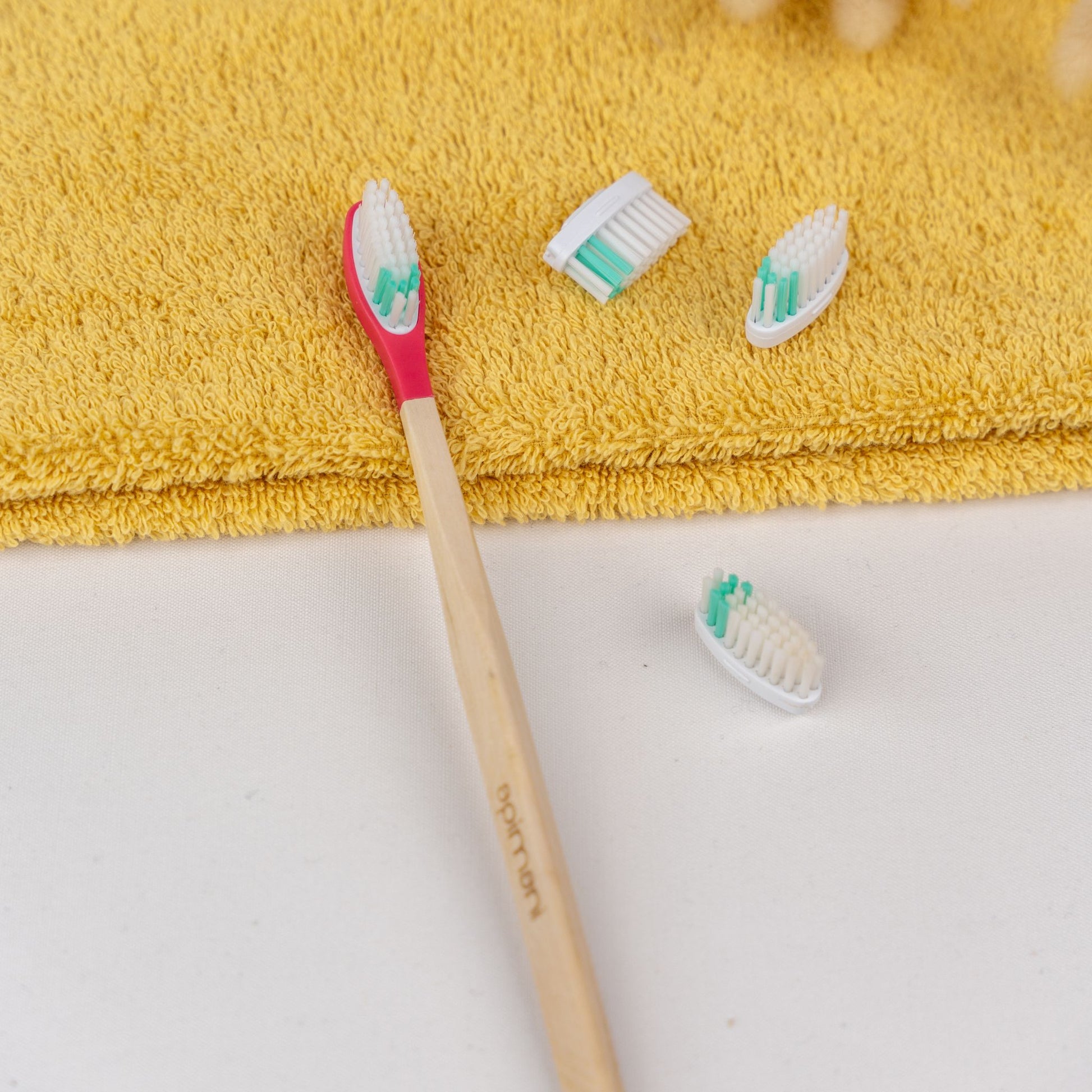 Brosse à dents La Maline Rose Apimani